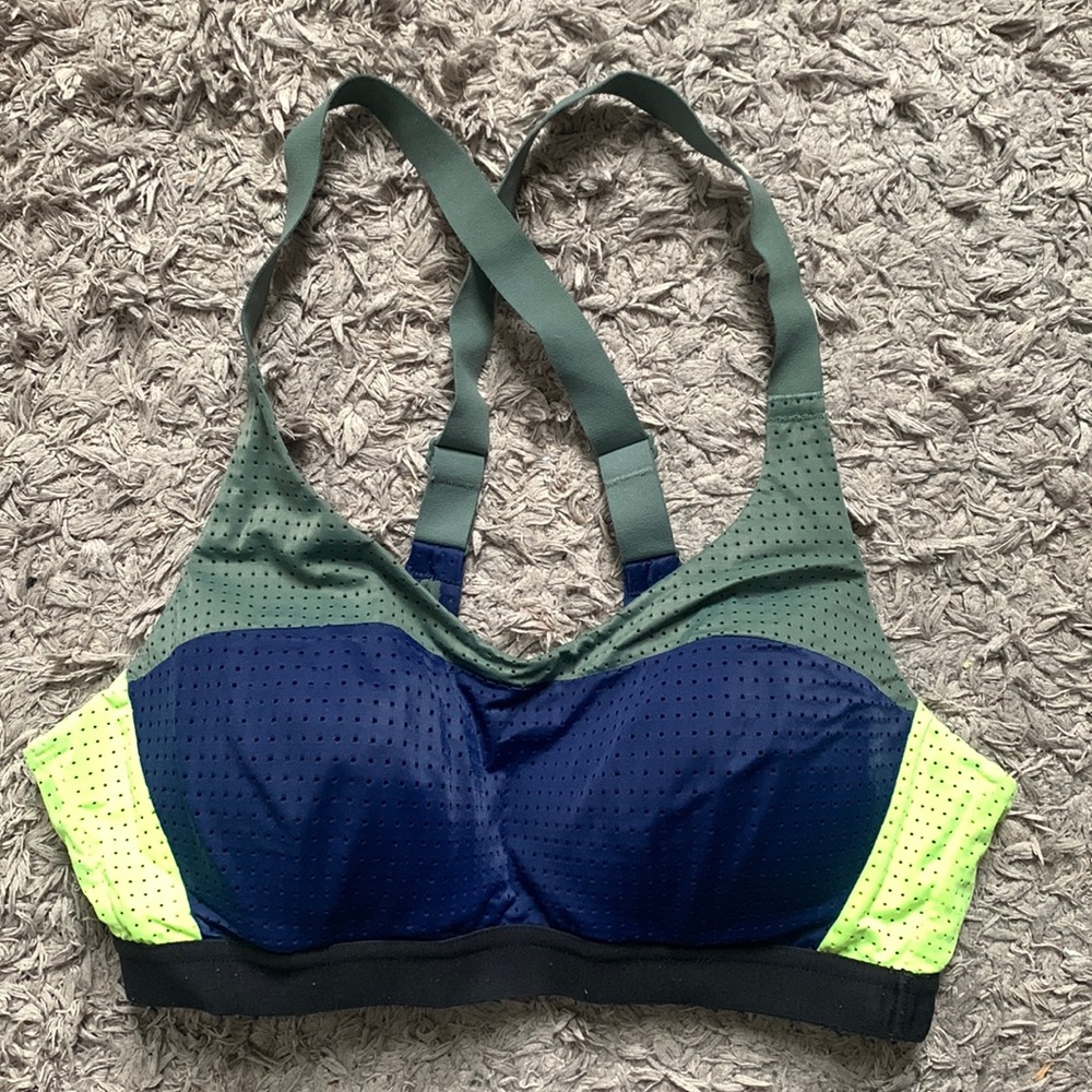 Victoria Sport sports bra with built-in bra